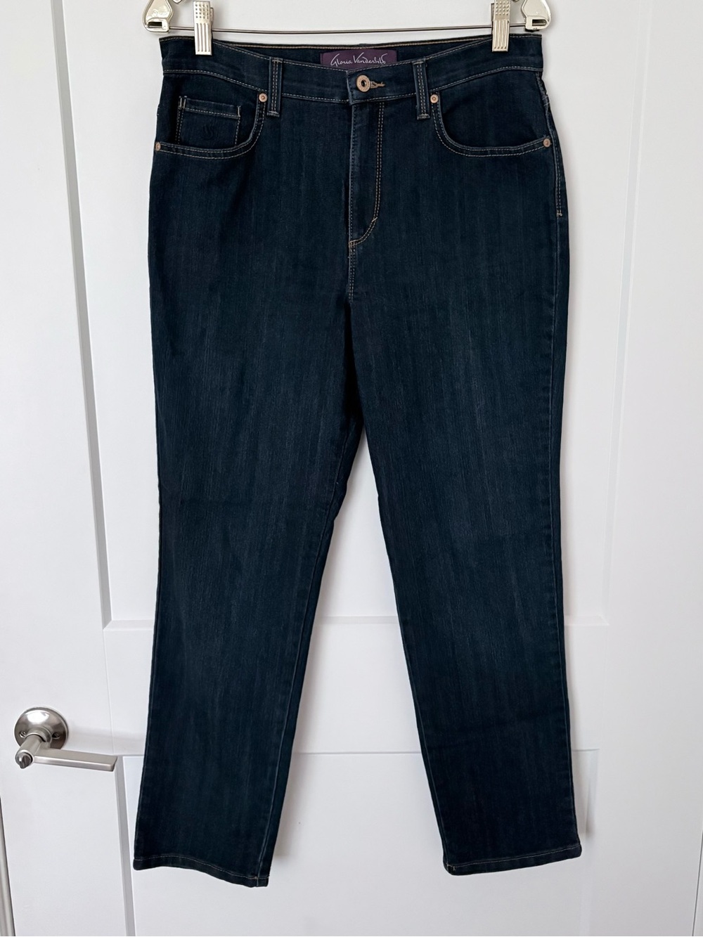 Gloria Vanderbilt Amanda Straight Leg Jeans in Dark Blue - Like New
